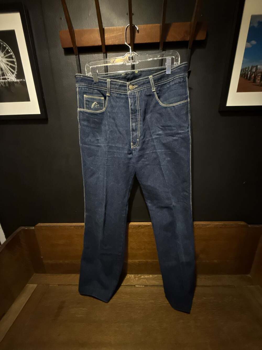 Jordache Vintage Jeans Size 36 Dark Wash Horse Embroidered